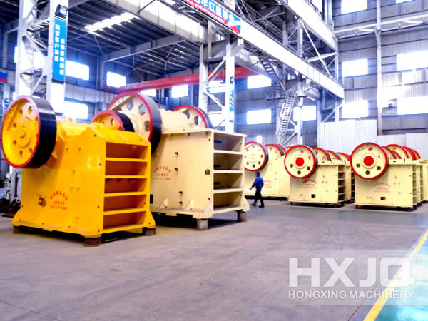 Jaw Crusher in Factory 