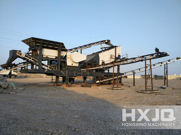 mobile crusher at site